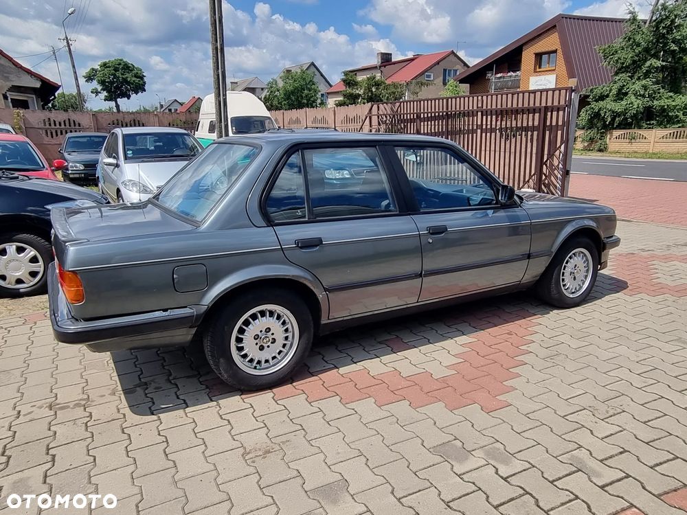 BMW Seria 3 - 8