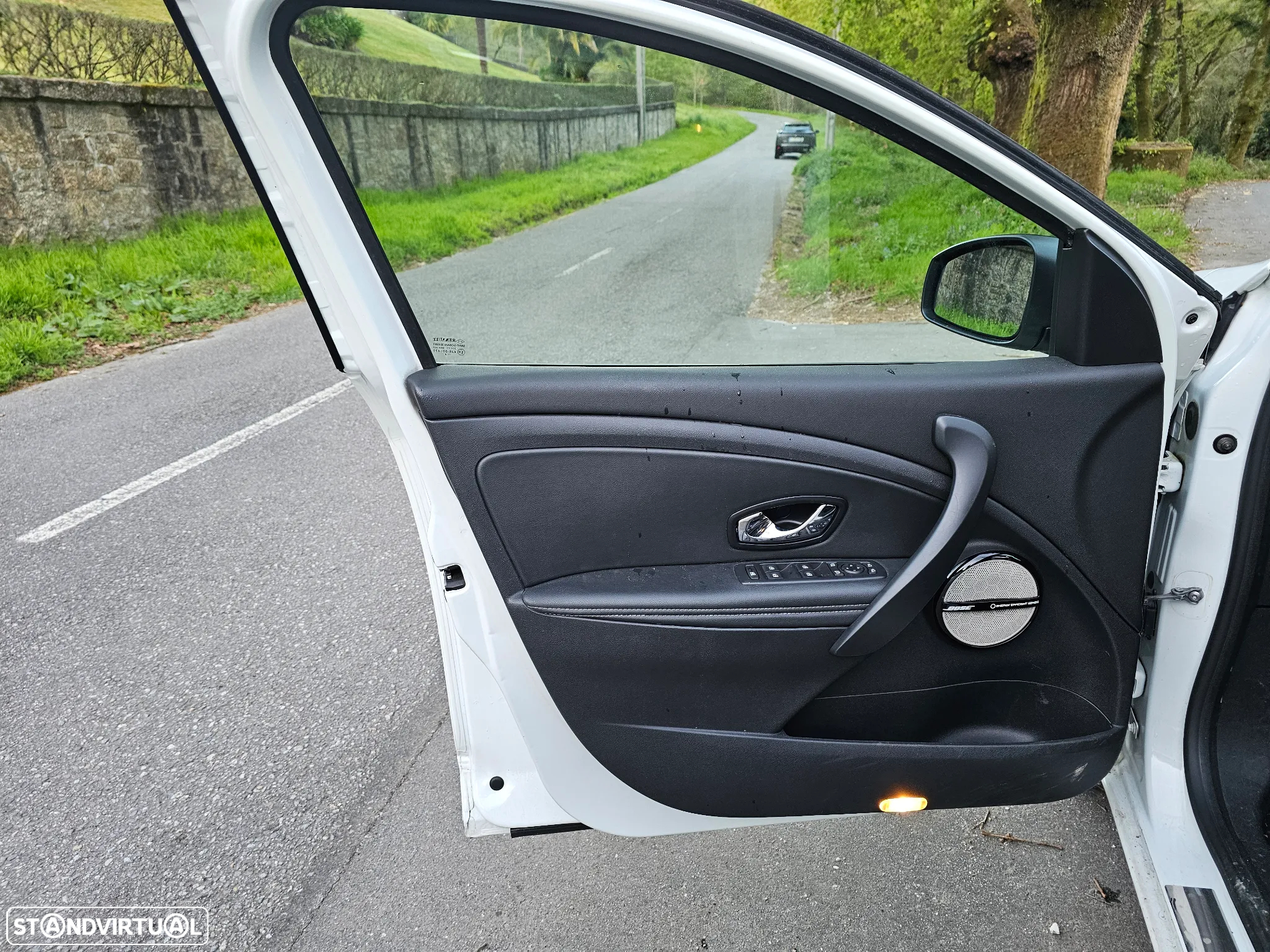 Renault Mégane 1.5 dCi Bose Edition - 27