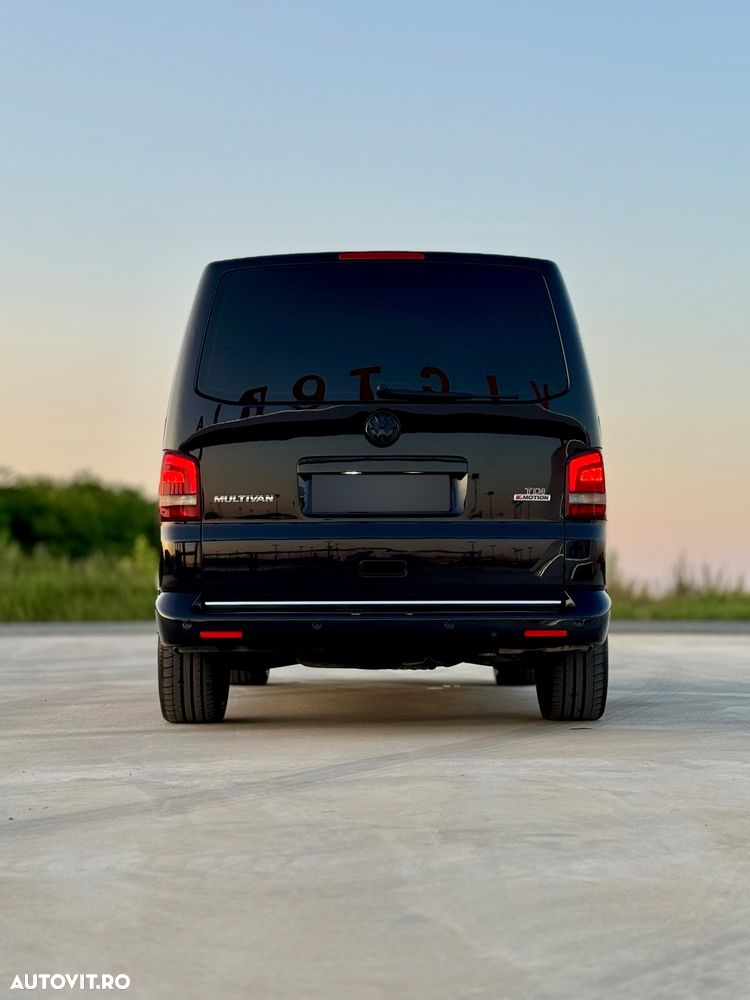Volkswagen Multivan - 6