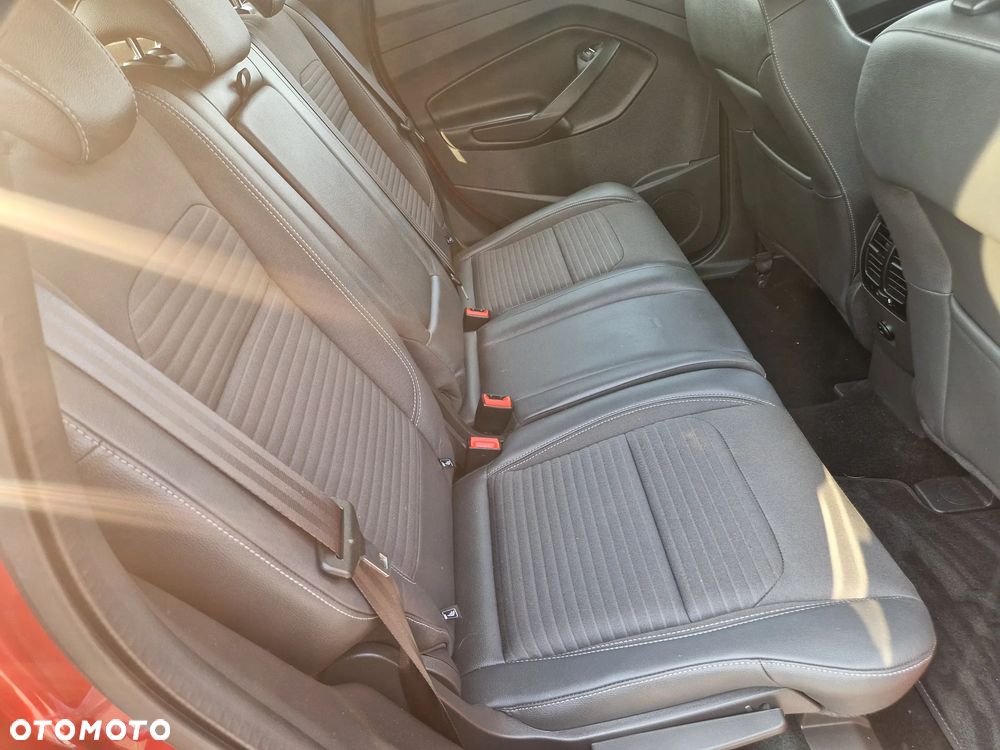 Ford Kuga 1.5 EcoBoost 2x4 Titanium - 22
