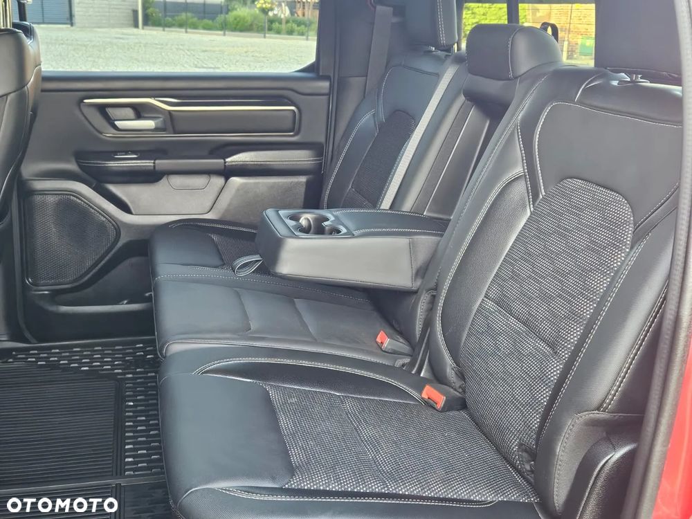 RAM 1500 Crew Cab Sport - 39