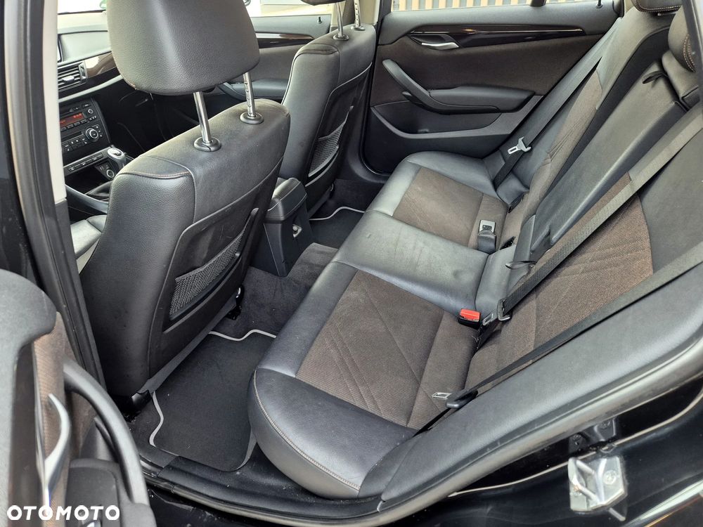 BMW X1 sDrive20i xLine - 15