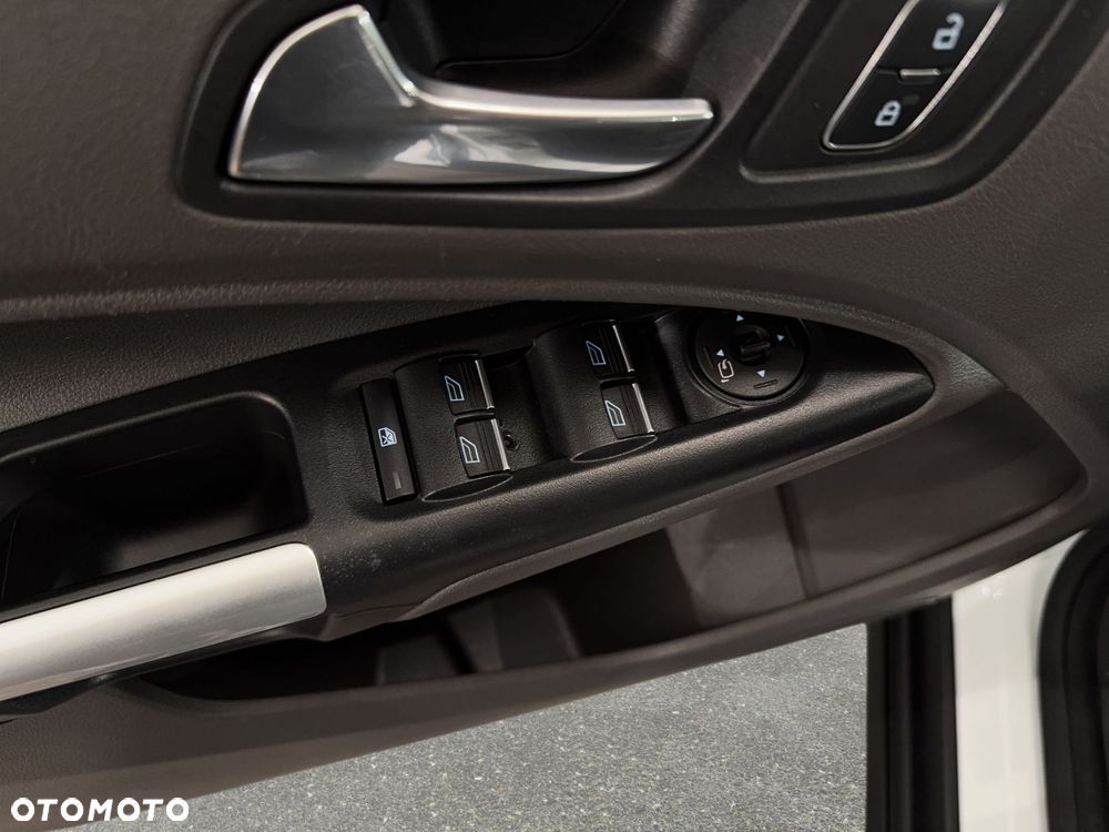 Ford Tourneo Connect - 27