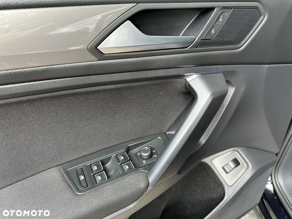Volkswagen Tiguan 2.0 TDI SCR DSG Elegance - 23