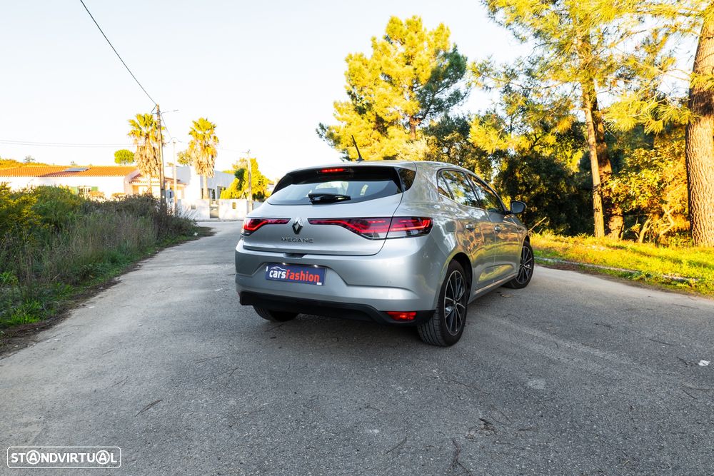 Renault Mégane 1.5 Blue dCi Intens - 30