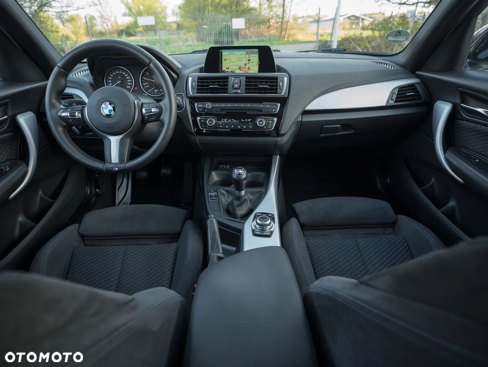 BMW Seria 1 118i Edition M Sport Shadow - 24