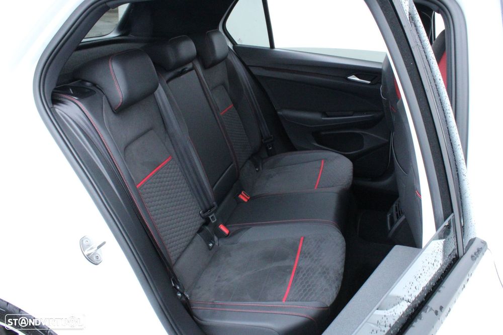VW Golf 2.0 TSI GTI Clubsport DSG - 42