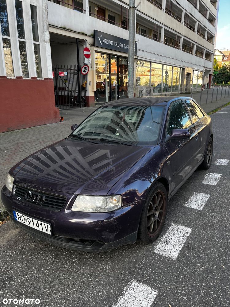 Audi A3 3-drzwiowe 1.6 Ambition - 1