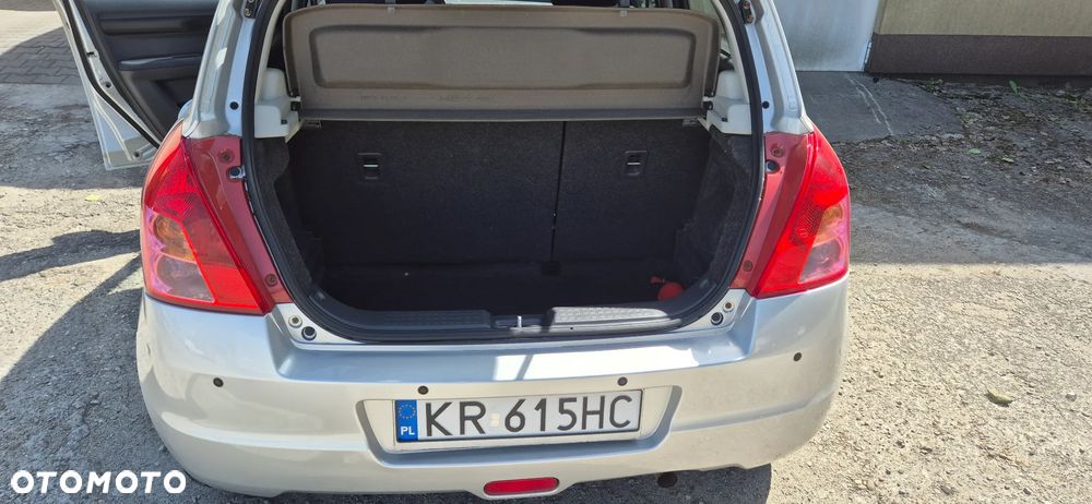 Suzuki Swift - 7