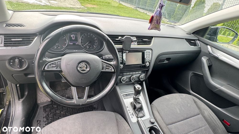 Skoda Octavia 1.2 TSI Ambition DSG - 10