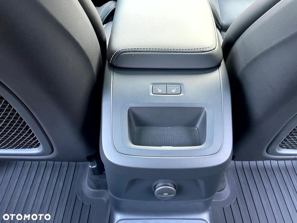 Volvo XC 60 T8 AWD Polestar Engineered - 37