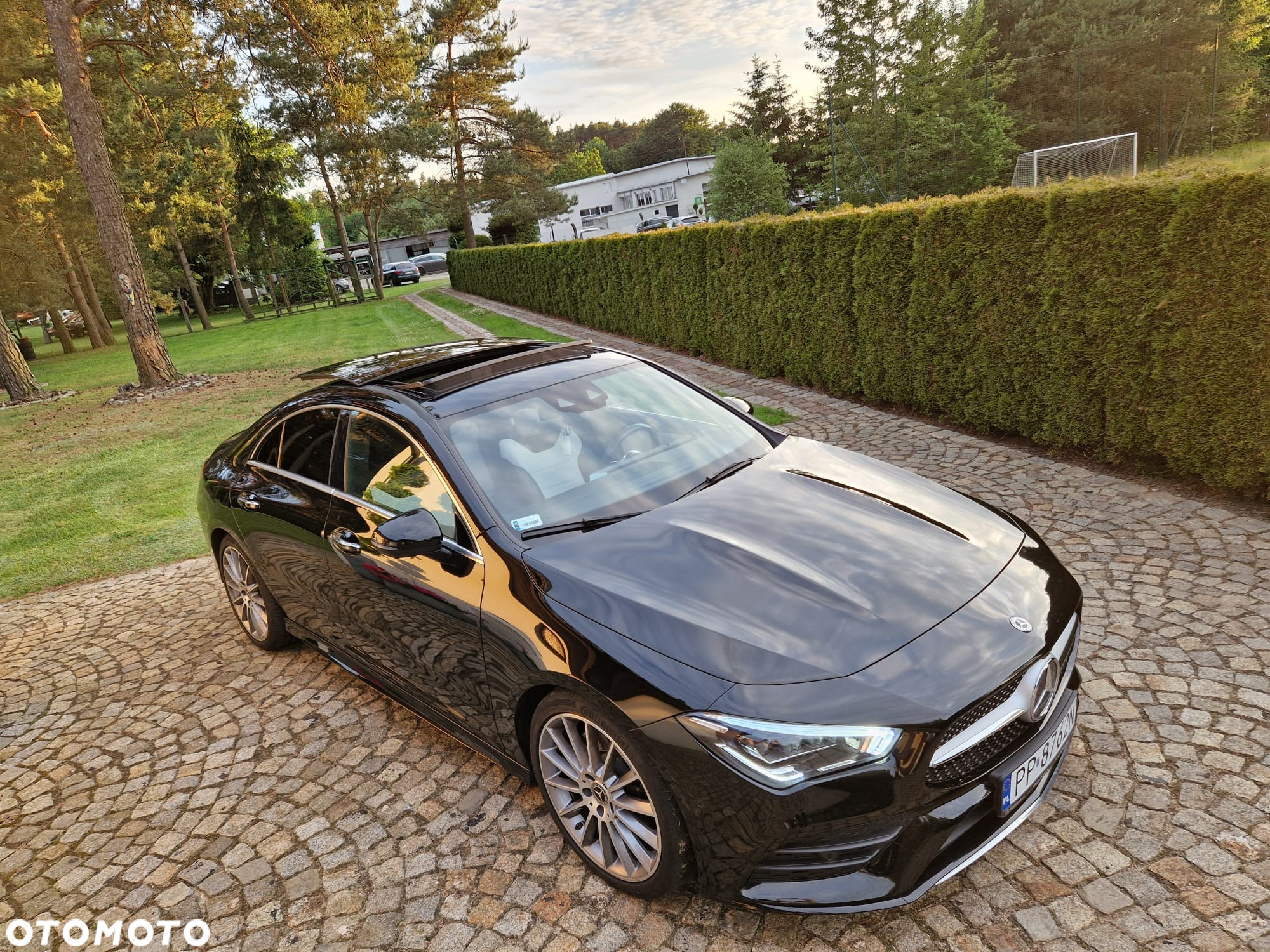 Mercedes-Benz CLA 250 4-Matic 7G-DCT - 17