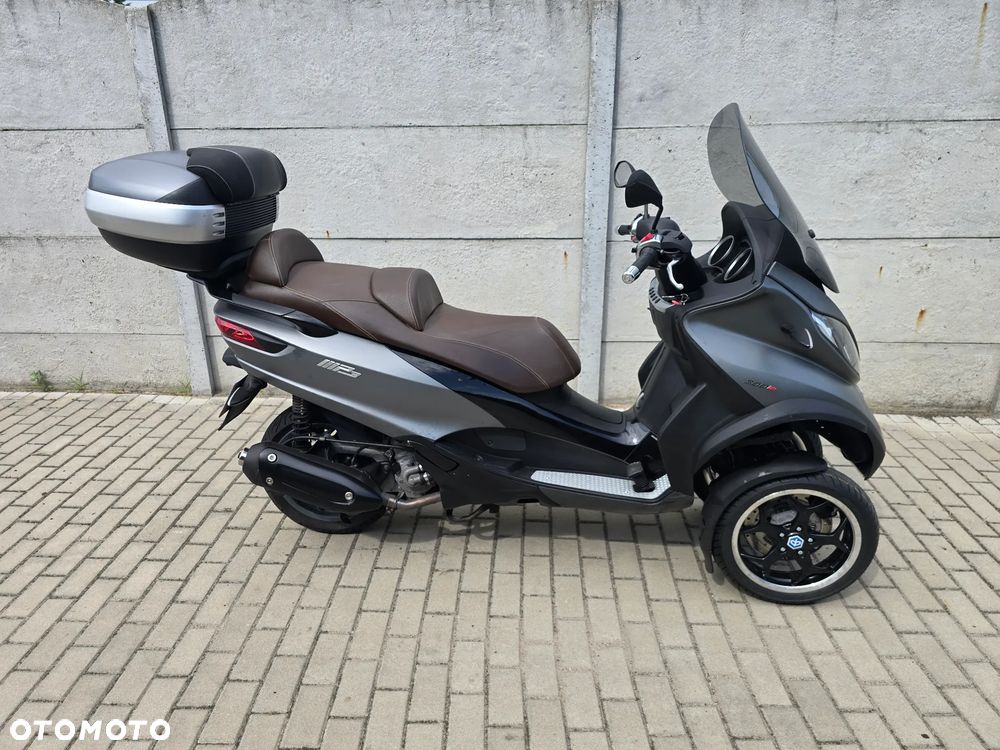 Piaggio MP-3 - 6