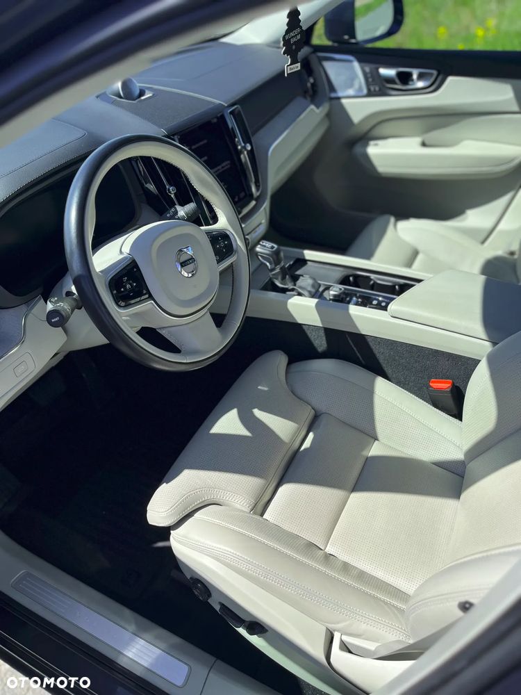 Volvo XC 60 T6 AWD Geartronic Inscription - 8