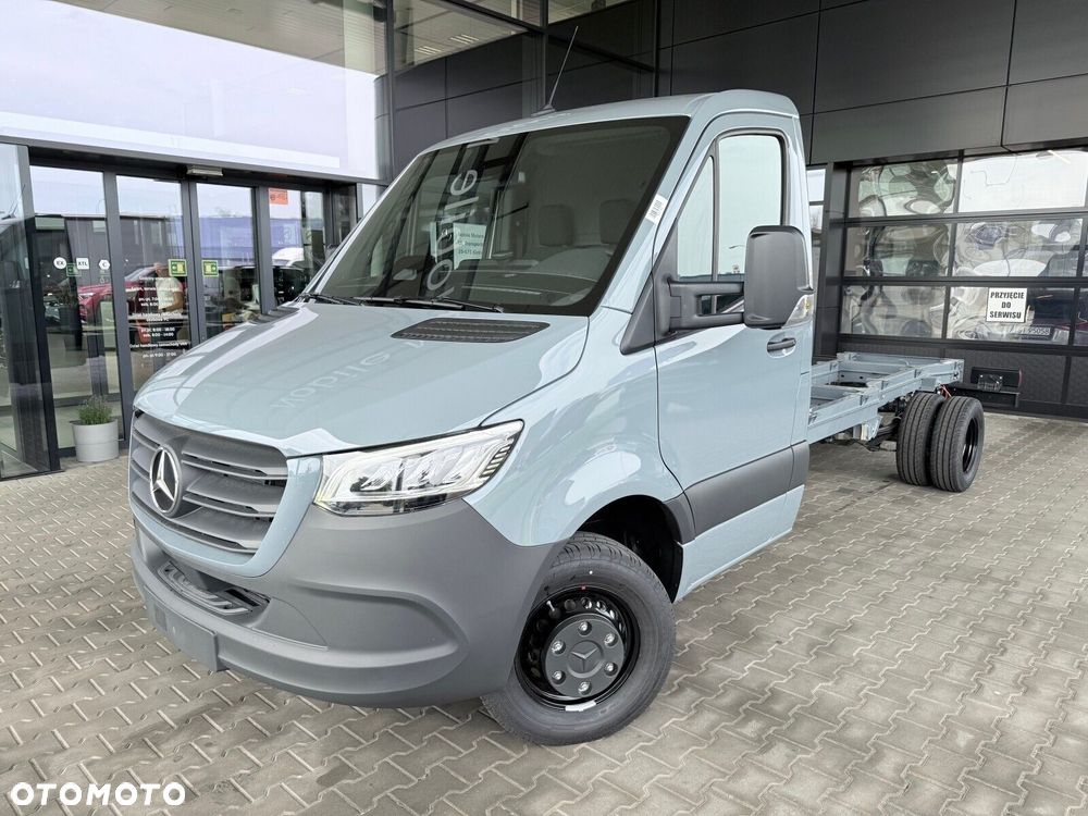 Mercedes-Benz Sprinter 517 cdi długi 4325 mm. - 2