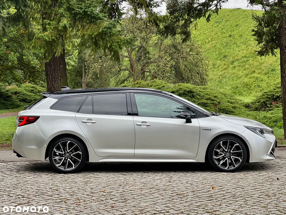 Toyota Corolla 2.0 Hybrid Selection - 19