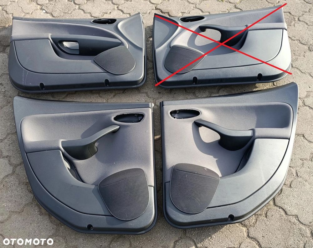 Altea XL tapicerka drzwi przednie przód tylne tył boczek lift Seat