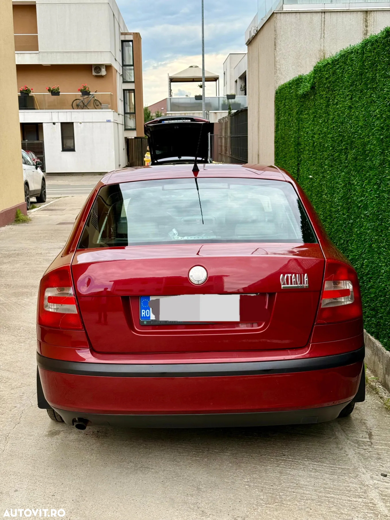 Skoda Octavia 1.6 Ambiente - 7