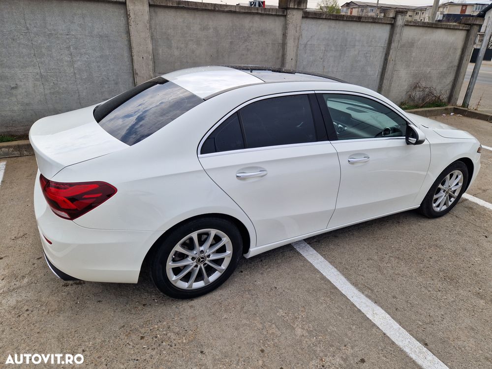 Mercedes-Benz A 220 Sedan 7G-DCT - 6