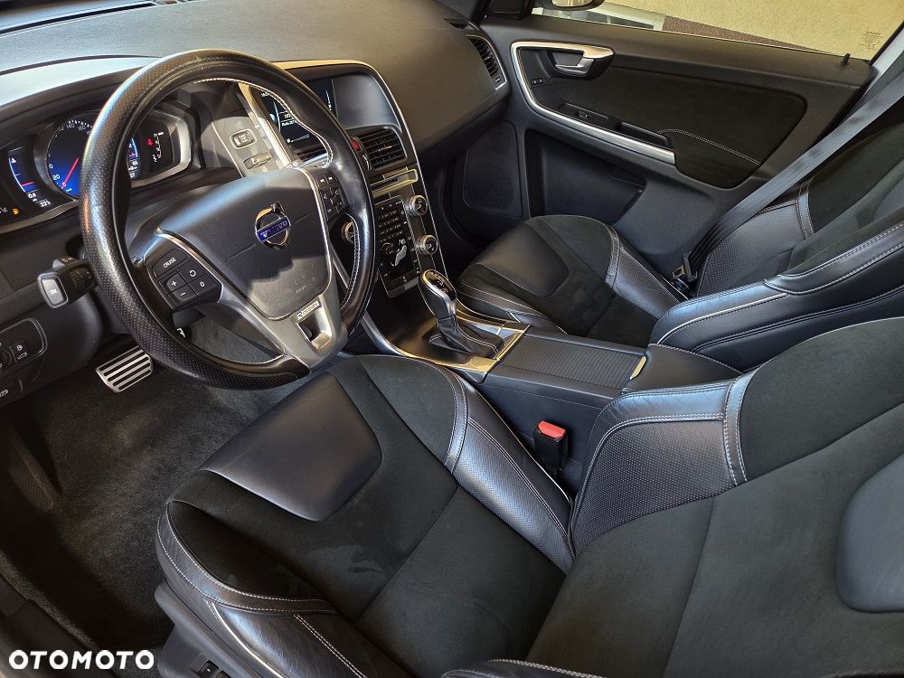 Volvo XC 60 D4 Geartronic RDesign - 15