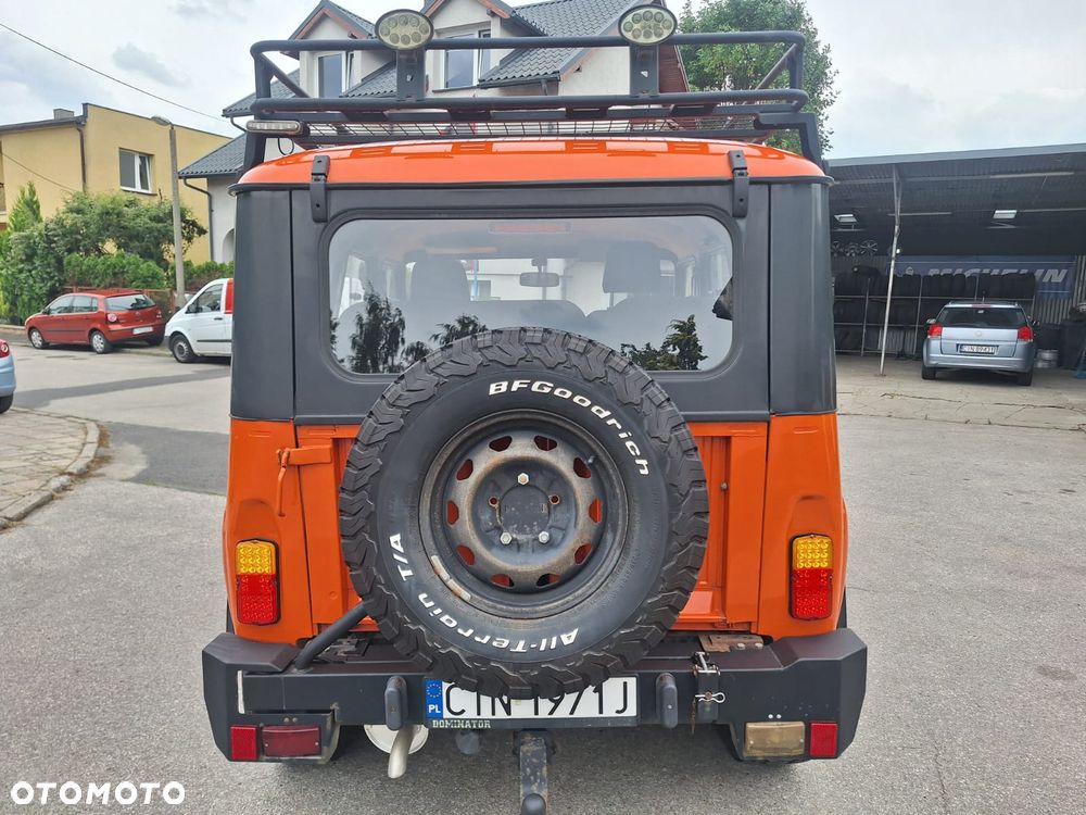 Uaz Inny - 18