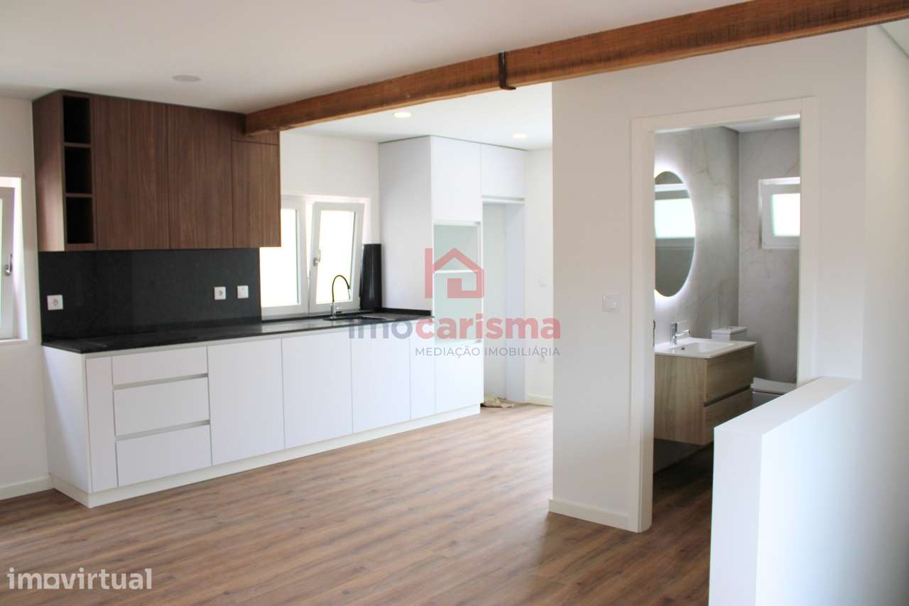 Apartamento T1+1 Com Terraço no Coração de Vizela - Grande imagem: 2/19