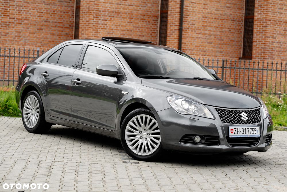 Suzuki Kizashi 2.4 4x4 CVT Sport - 6