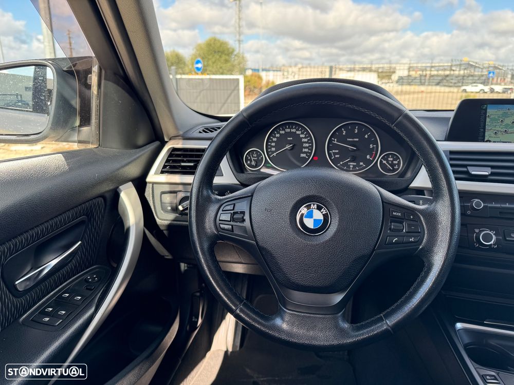 BMW 316 d Aut. Sport Line - 11