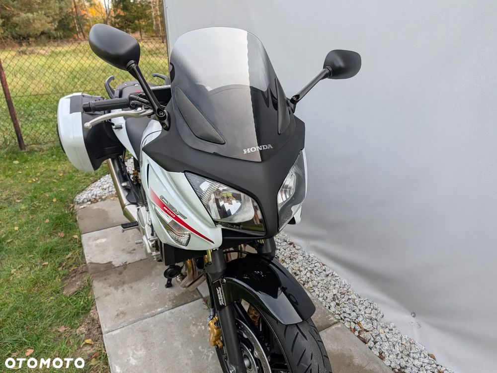 Honda CBF - 28