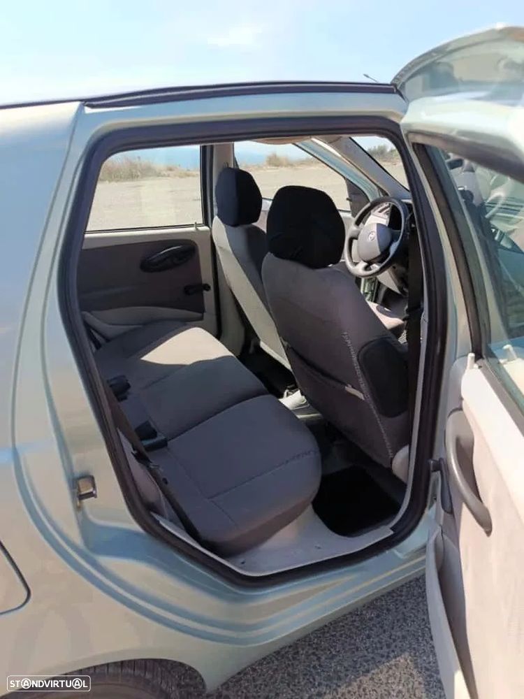 Fiat Punto 90 Emotion - 8