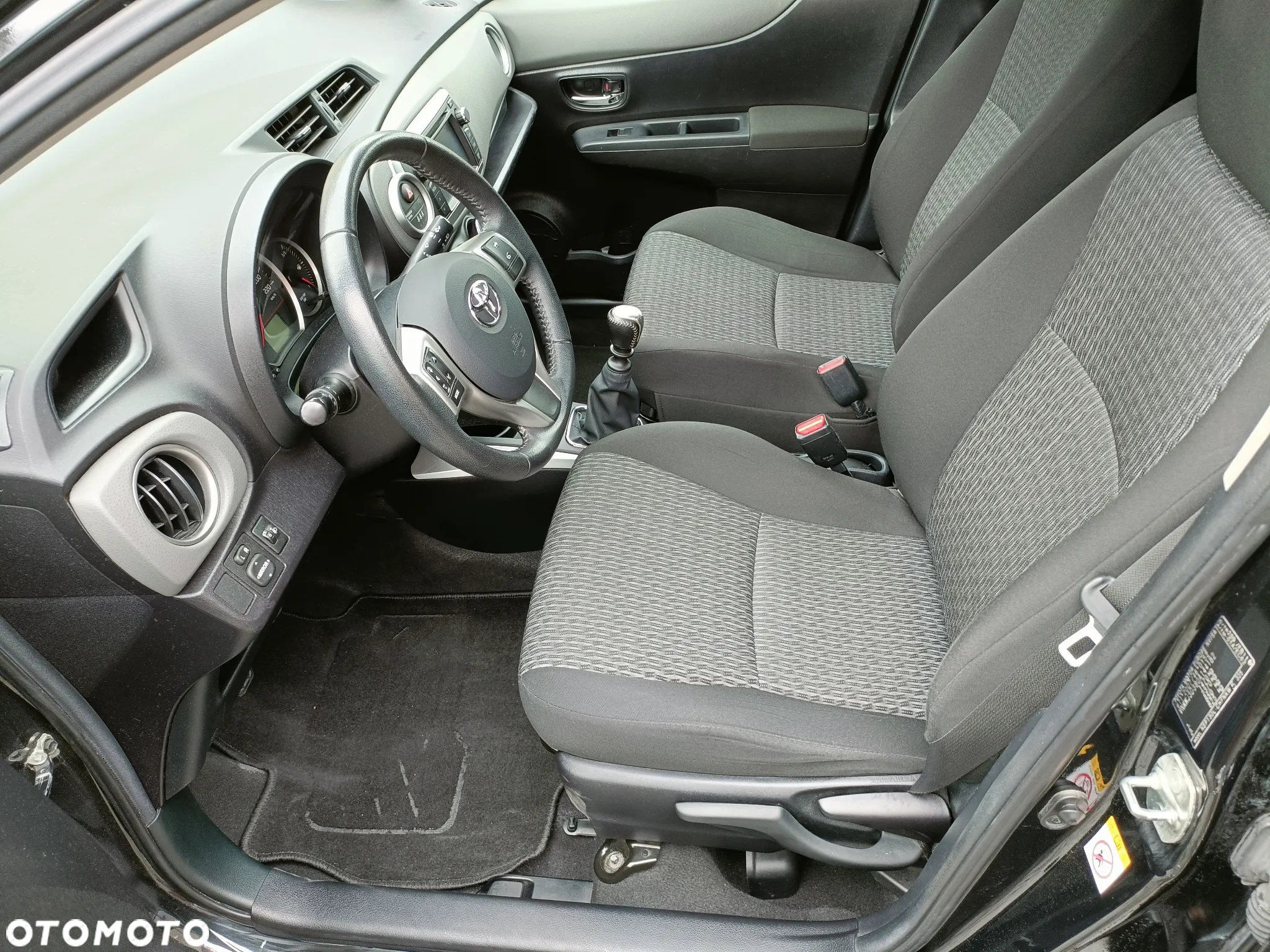 Toyota Yaris 1.33 VVT-i Edition - 9