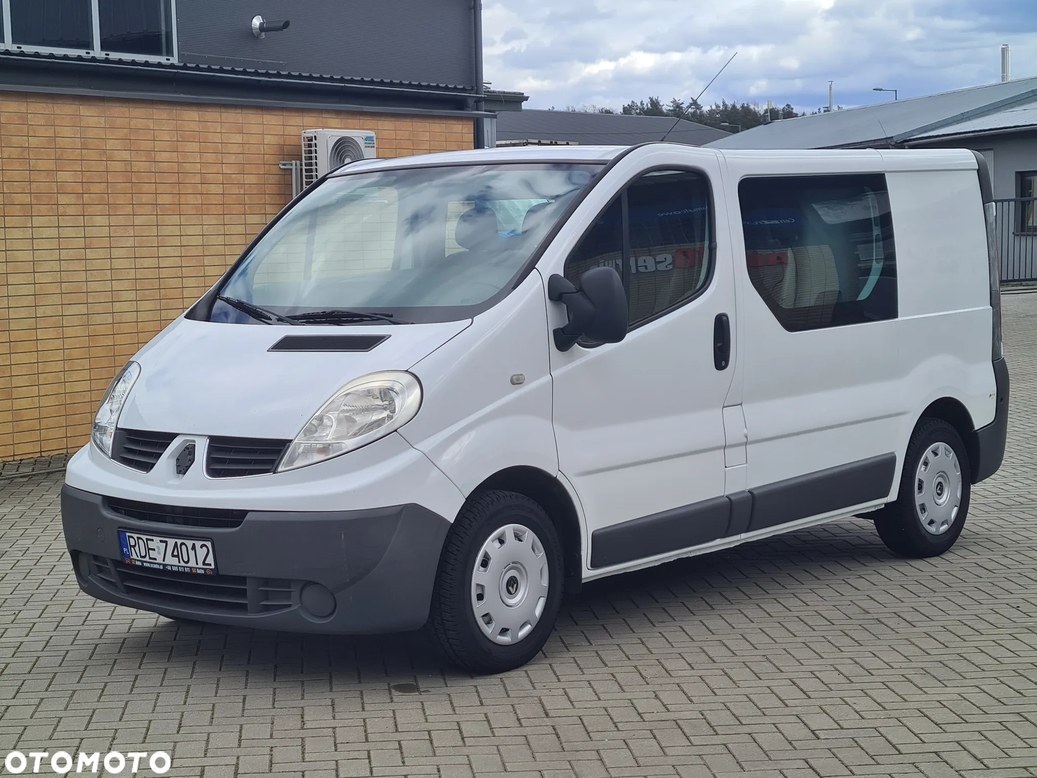 Renault Trafic - 2