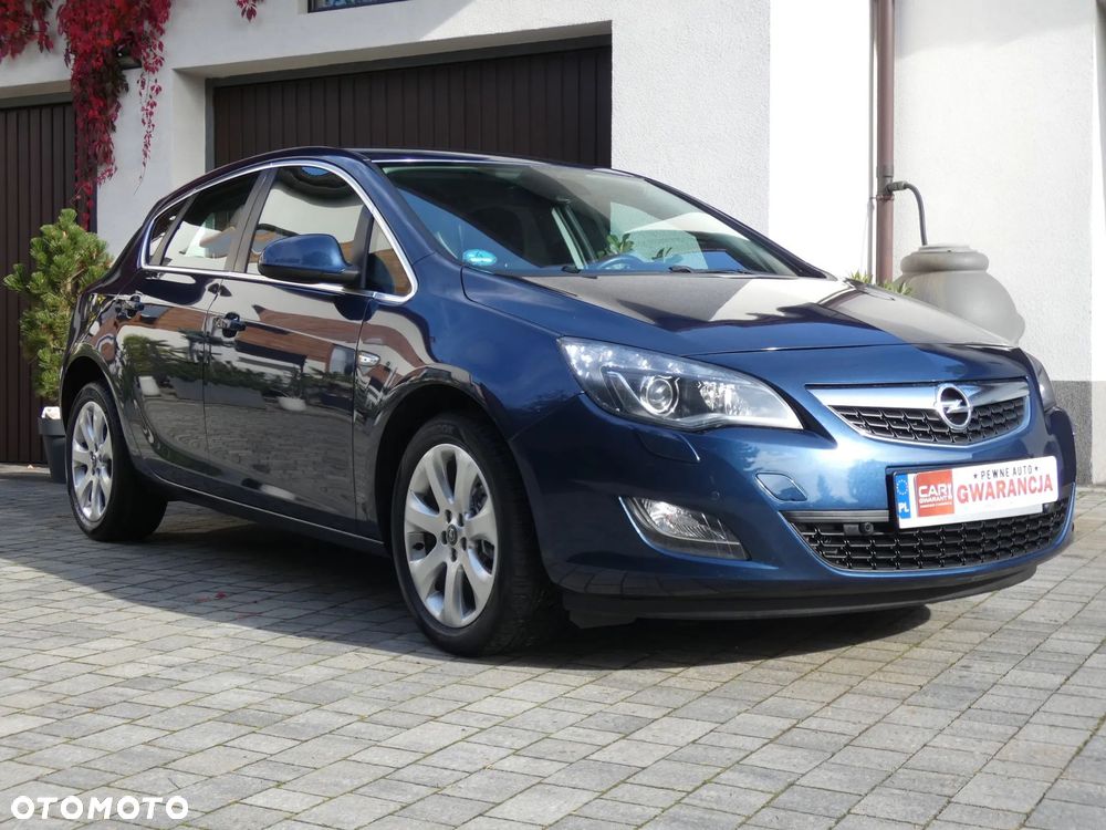 Opel Astra 1.4 T Cosmo S&S - 8