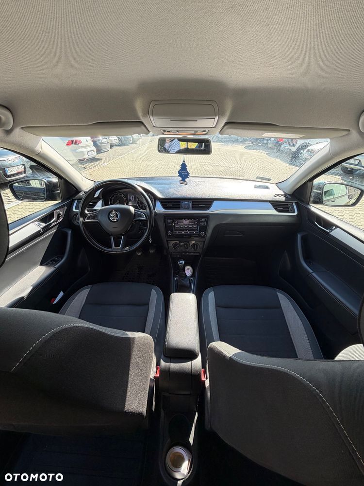 Skoda RAPID - 7