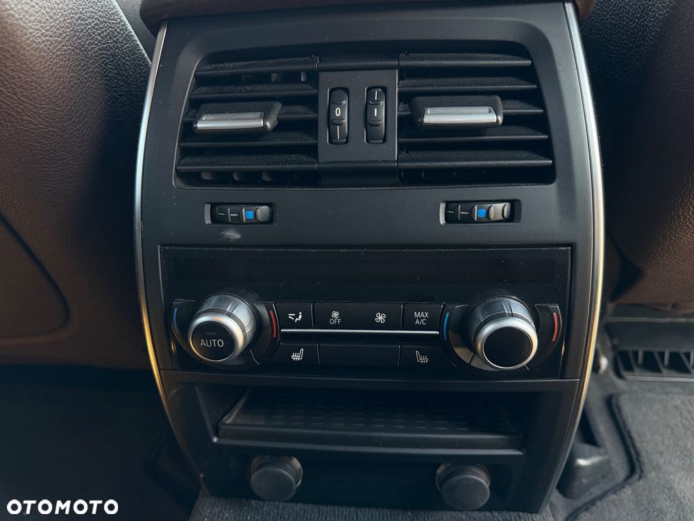BMW 5GT 535i xDrive - 24