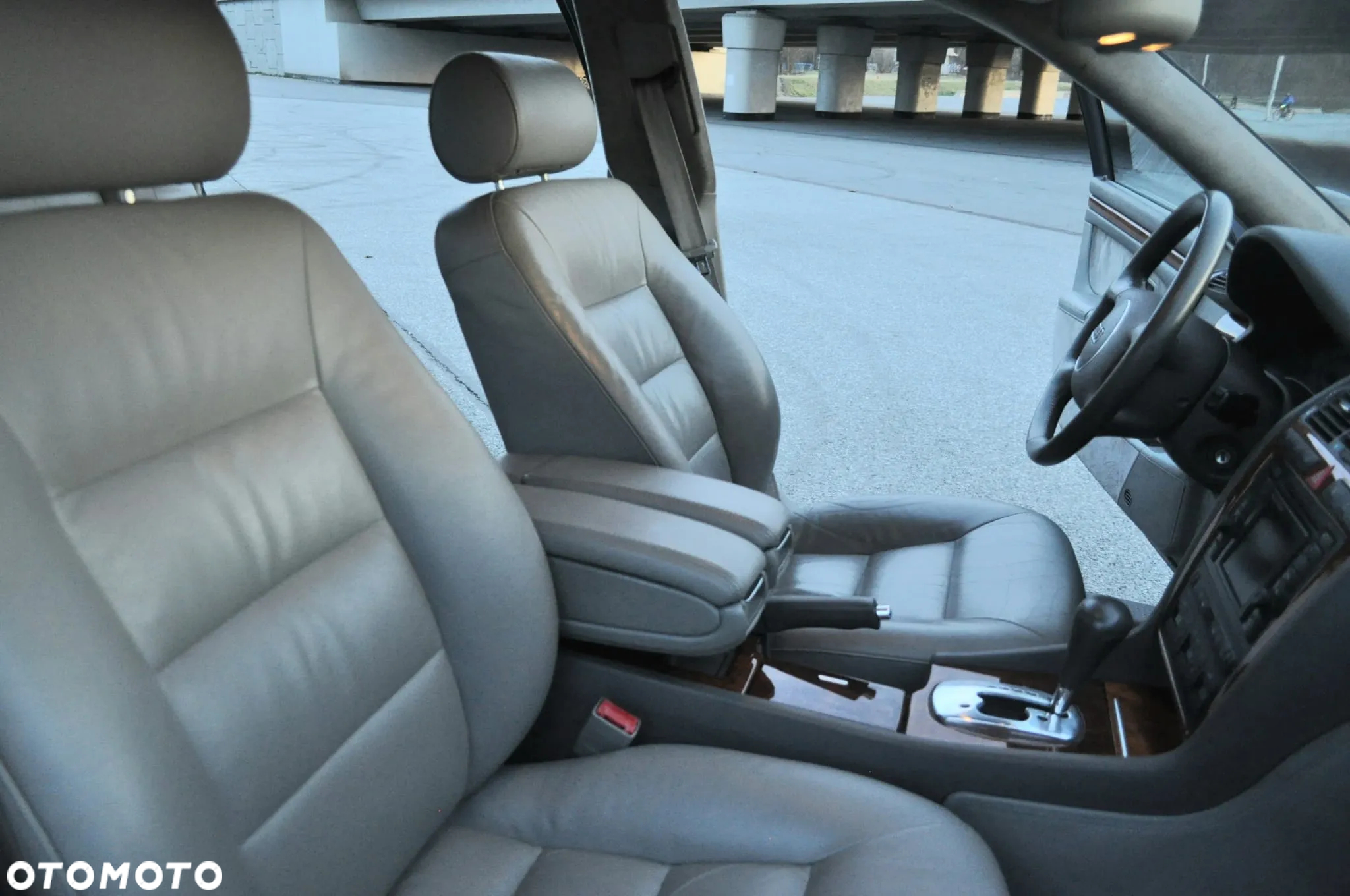 Audi A8 4.2 Quattro Tiptronic - 11
