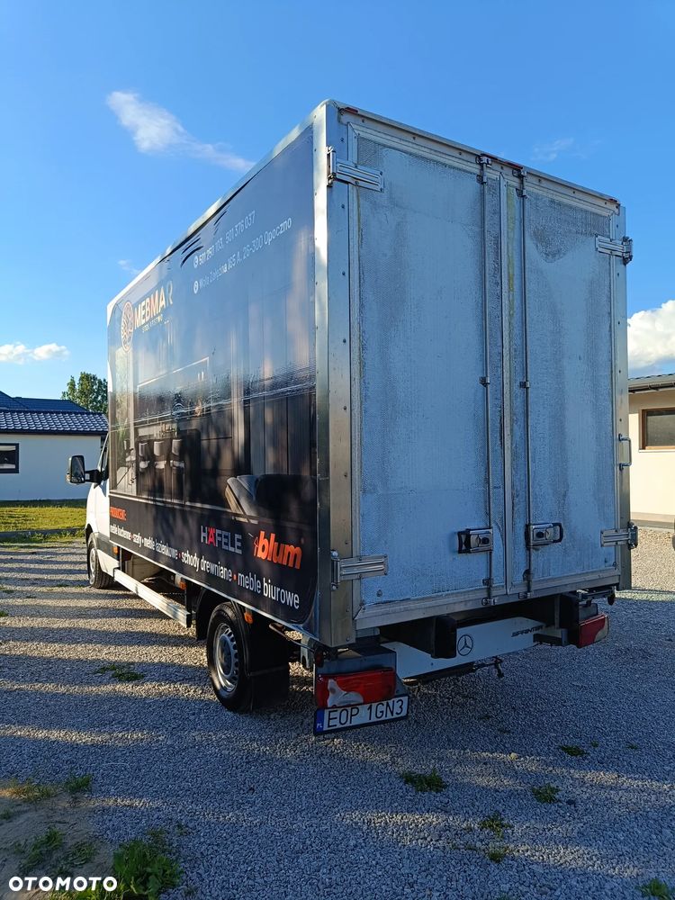 Mercedes-Benz Sprinter - 4