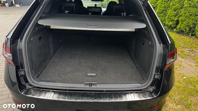 Skoda Superb 2.0 TDI 4x4 Sportline DSG - 7