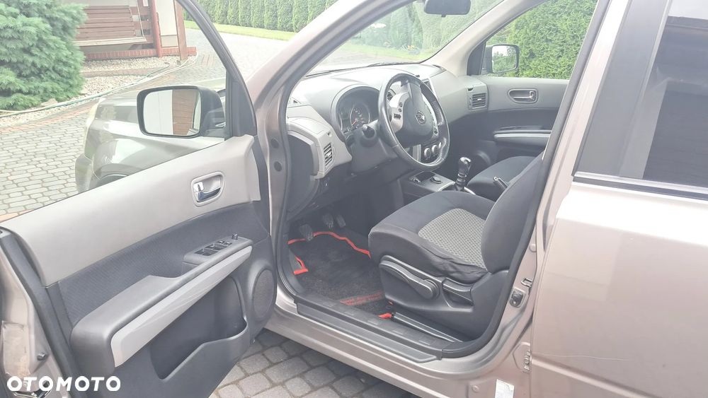 Nissan X-Trail 2.0 dCi 4x4 DPF LE - 7