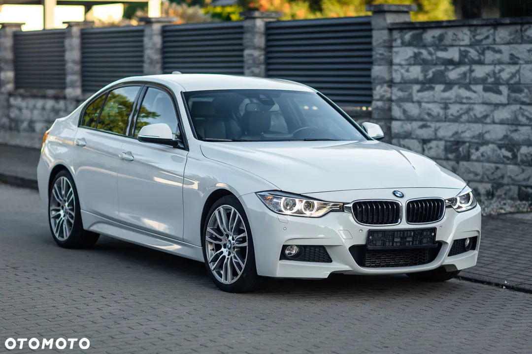 BMW Seria 3 330d xDrive M Sport - 3