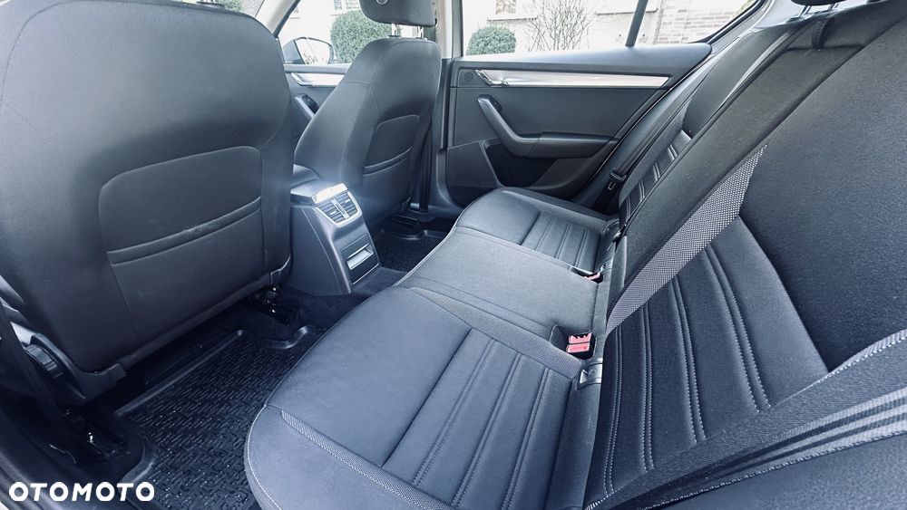 Skoda Octavia 1.4 TSI Business - 15
