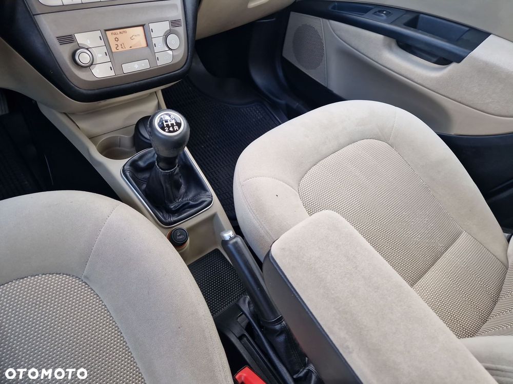 Fiat Linea 1.3 MJ 16V Active - 15