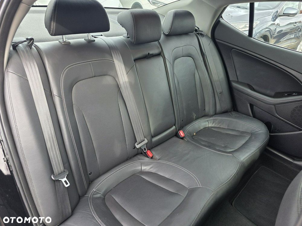 Kia Optima - 19