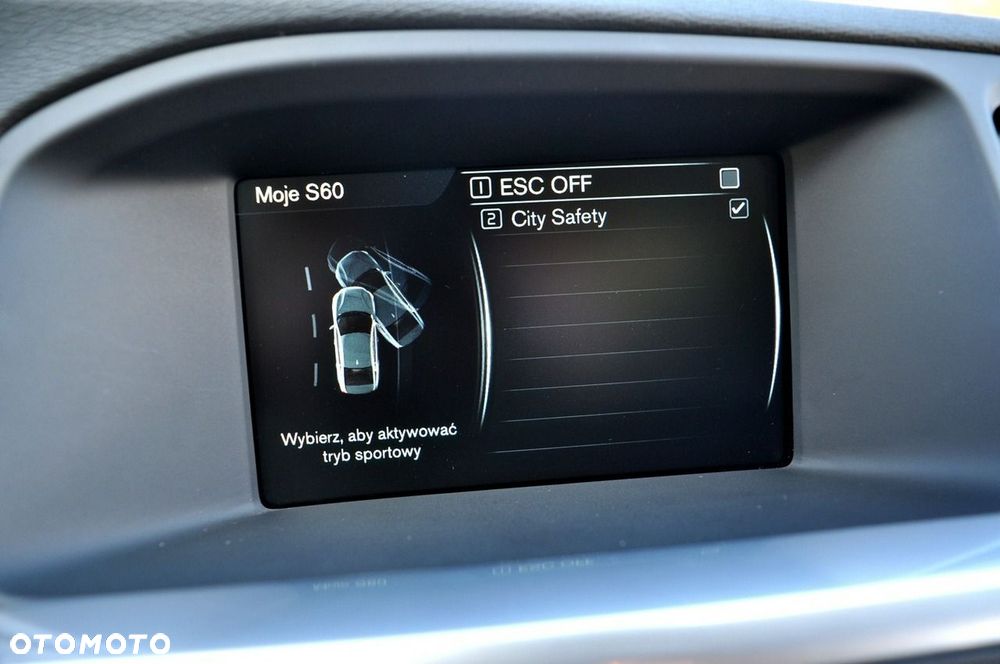 Volvo S60 D3 Drive-E Momentum - 24