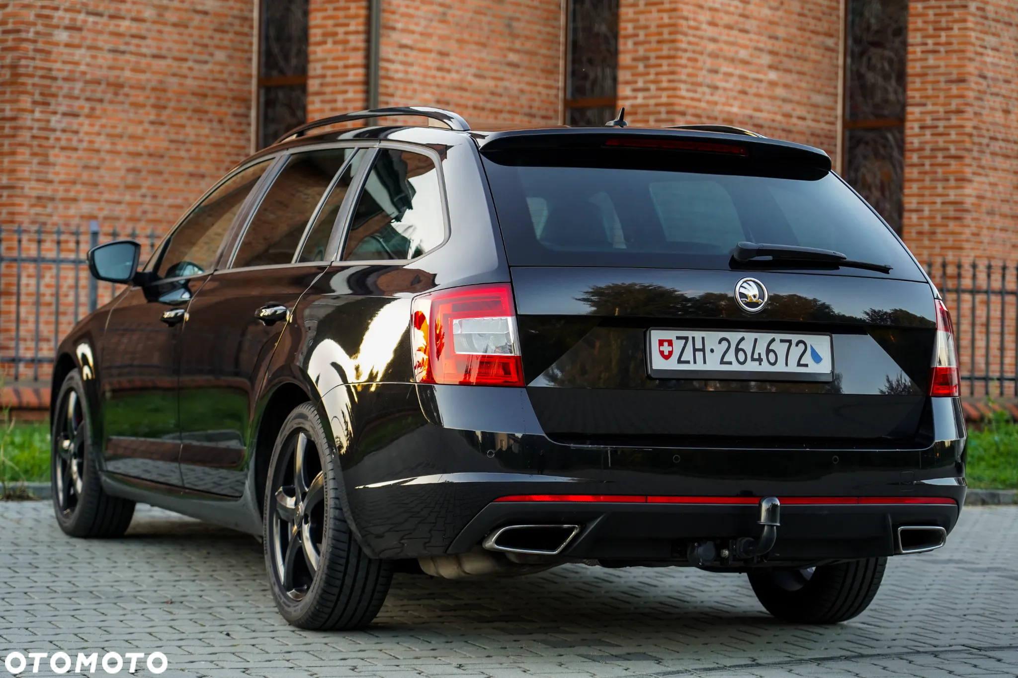 Skoda Octavia 2.0 TDI RS DSG - 17