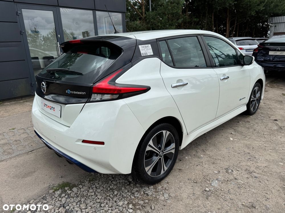 Nissan Leaf 40 kWh - 2