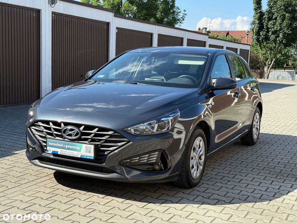 Hyundai i30 1.5 DPI Classic + - 31