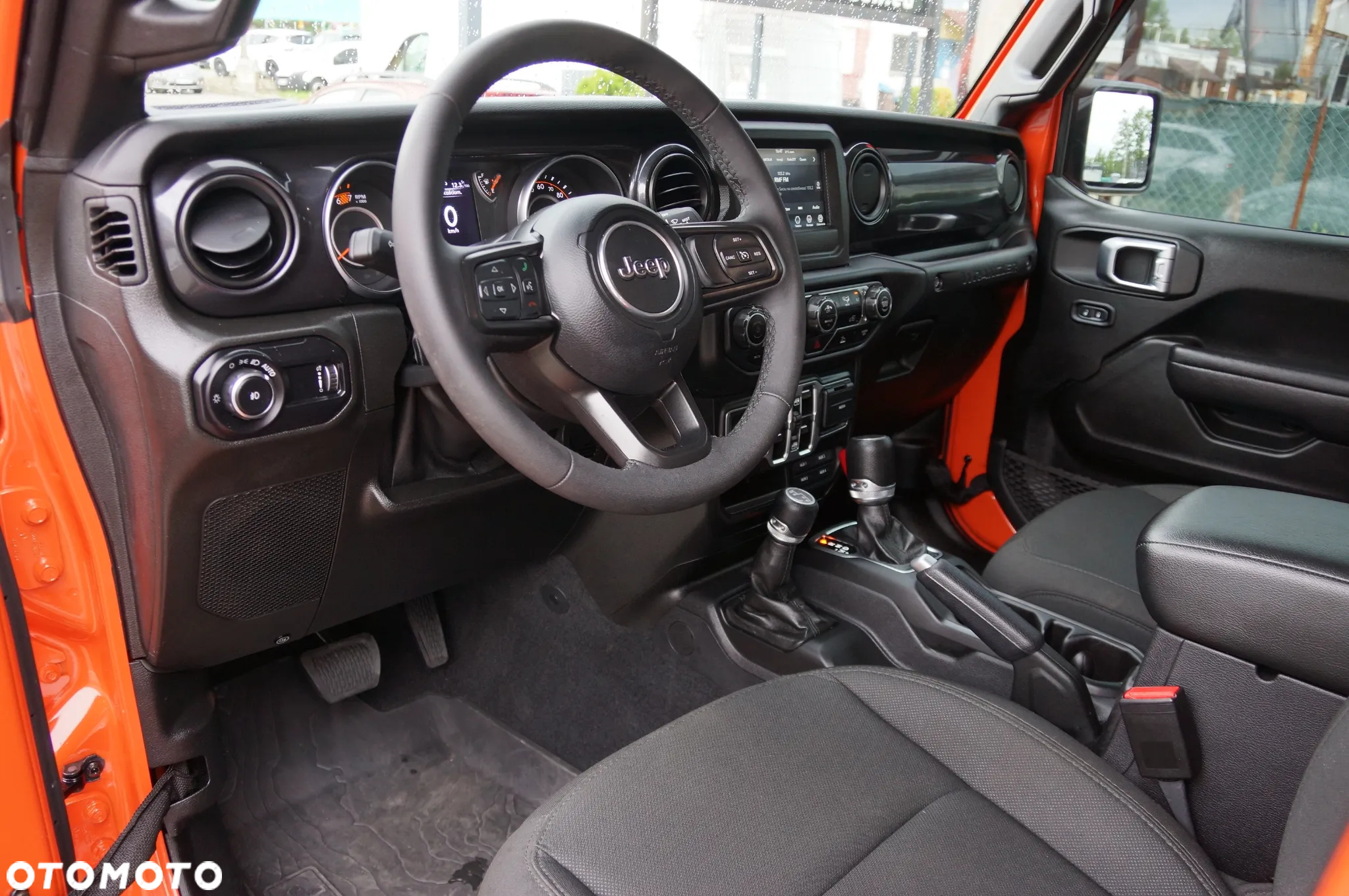 Jeep Wrangler - 21