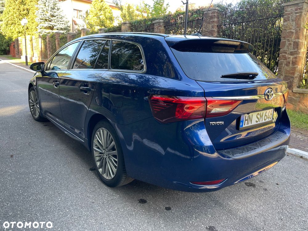Toyota Avensis 2.0 D-4D Prestige - 9