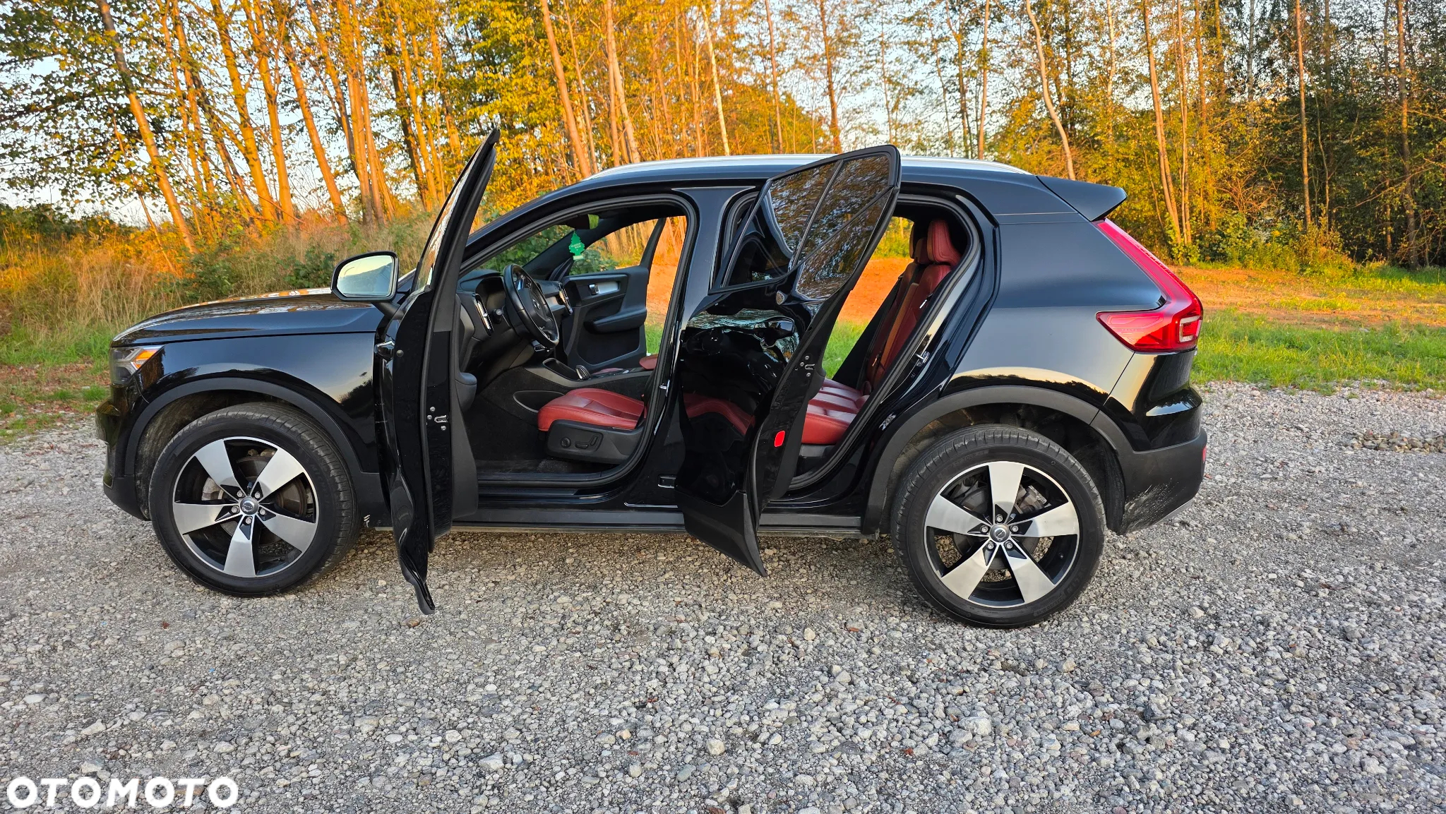 Volvo XC 40 - 24